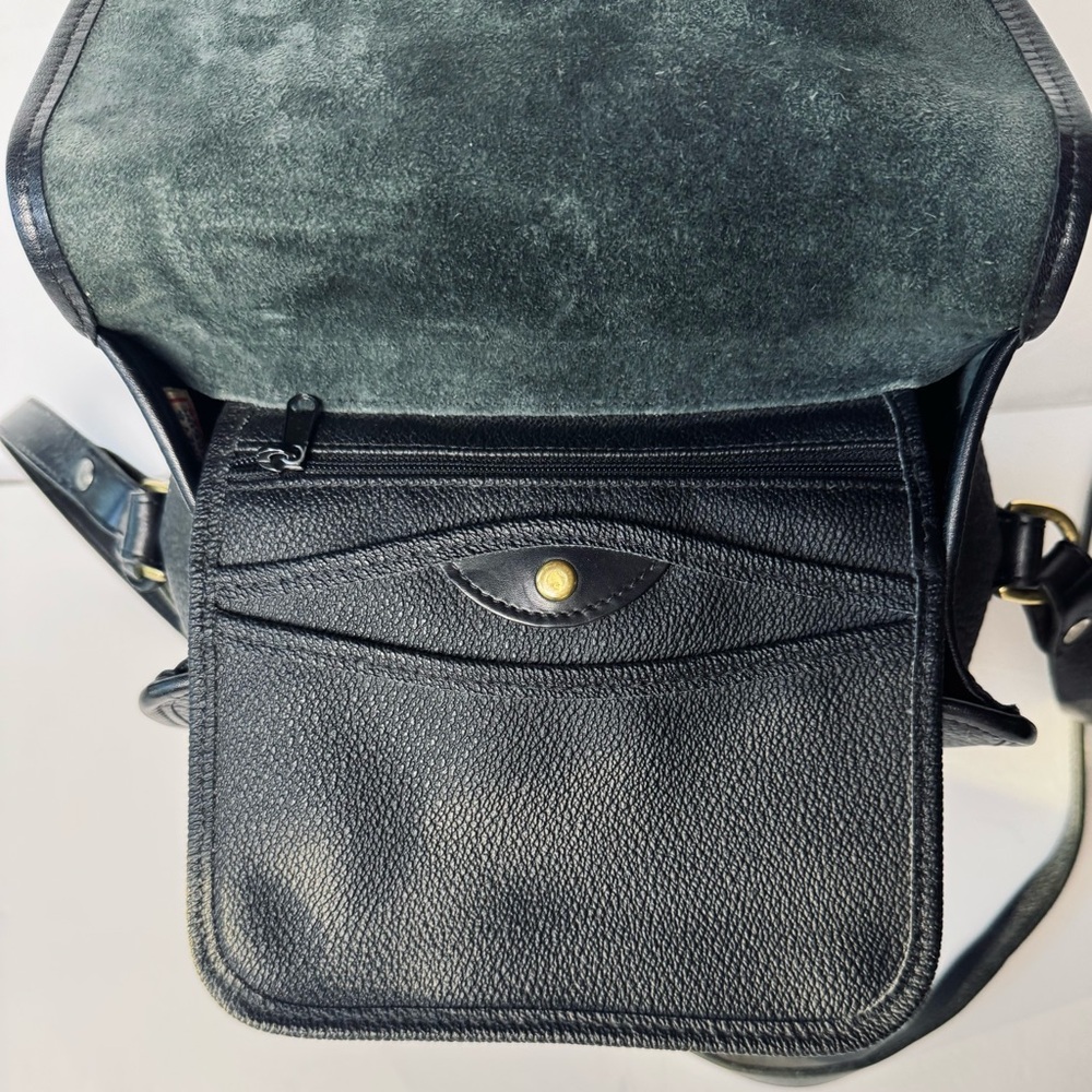 Dooney & Bourke Essex Black Shoulder Bag - Picture 10 of 16